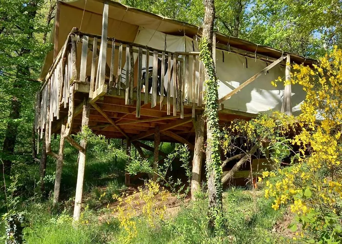 Camping Terre Rouge