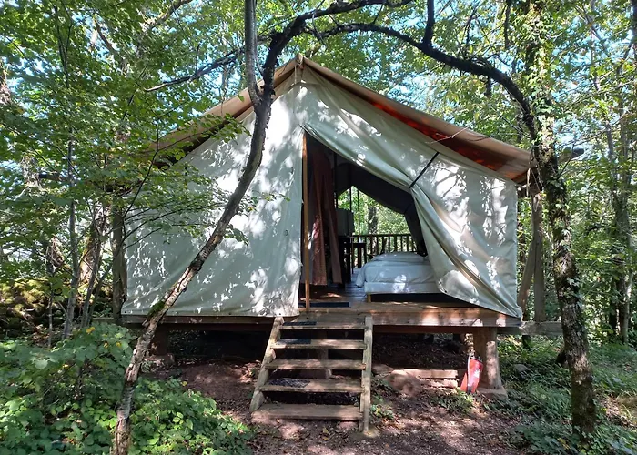 Camping Terre Rouge