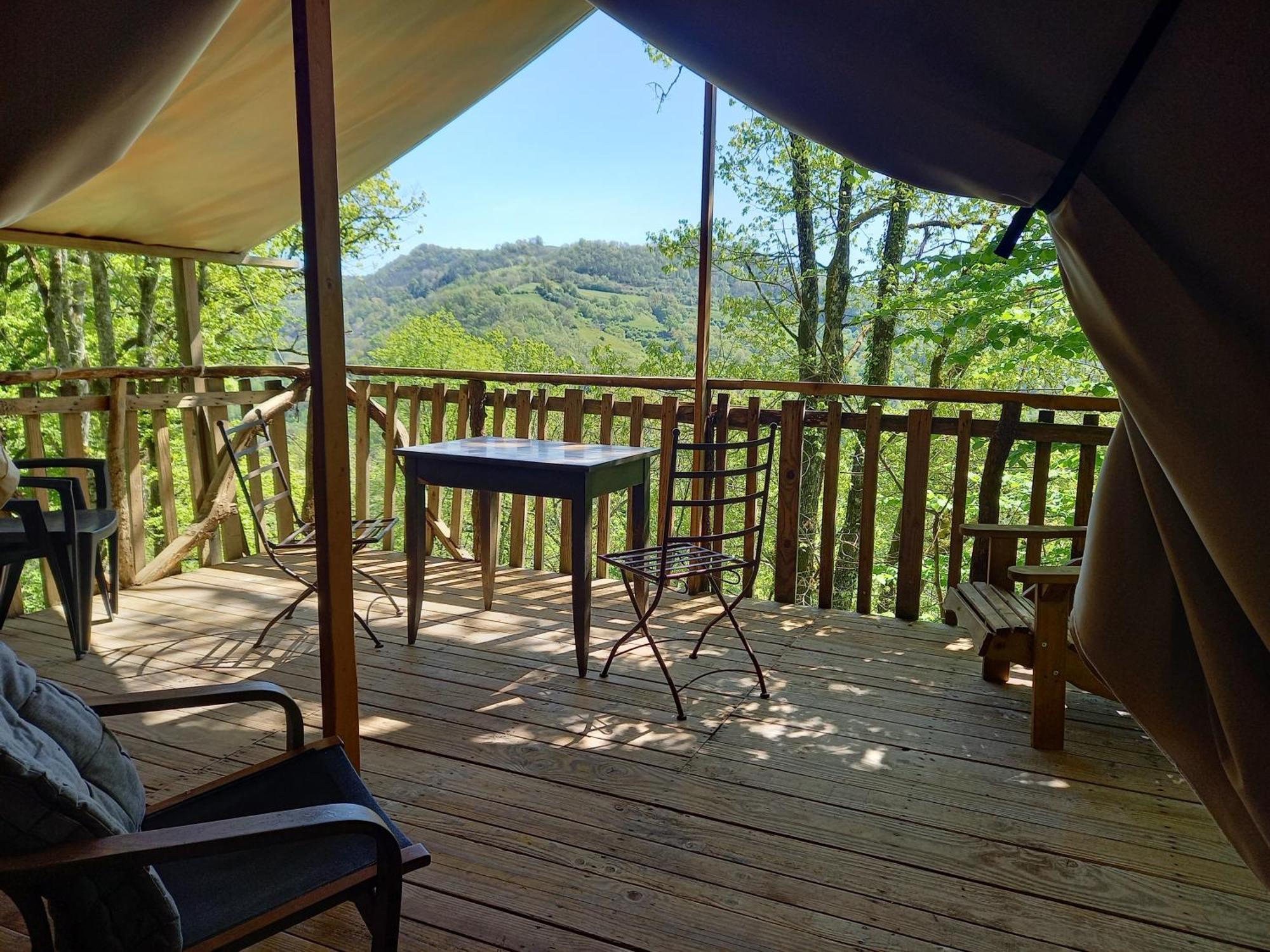 Terre Rouge Luxury tent Villecomtal