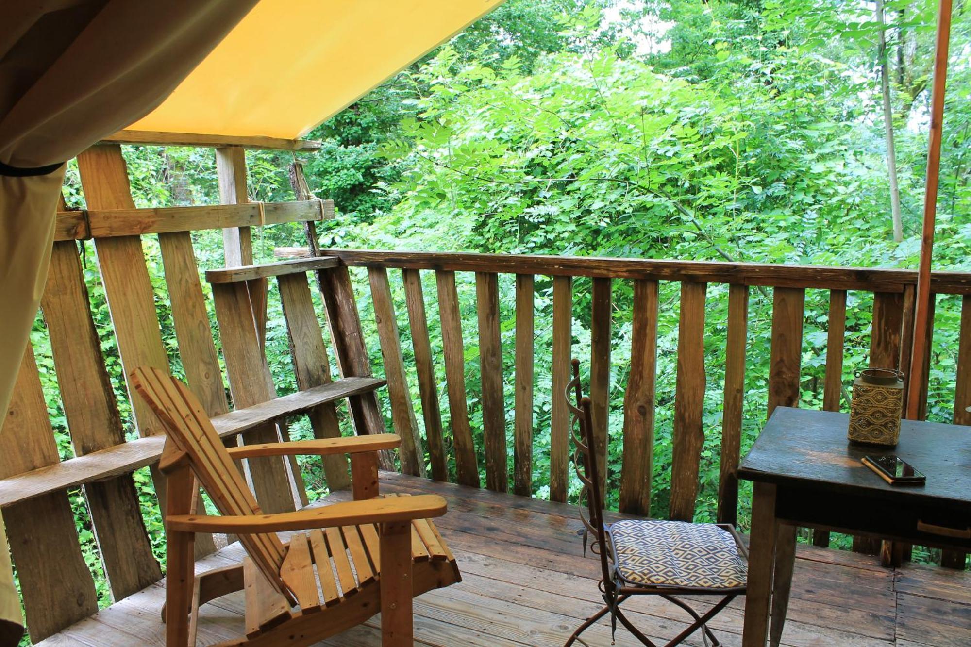 Terre Rouge Luxury tent Villecomtal
